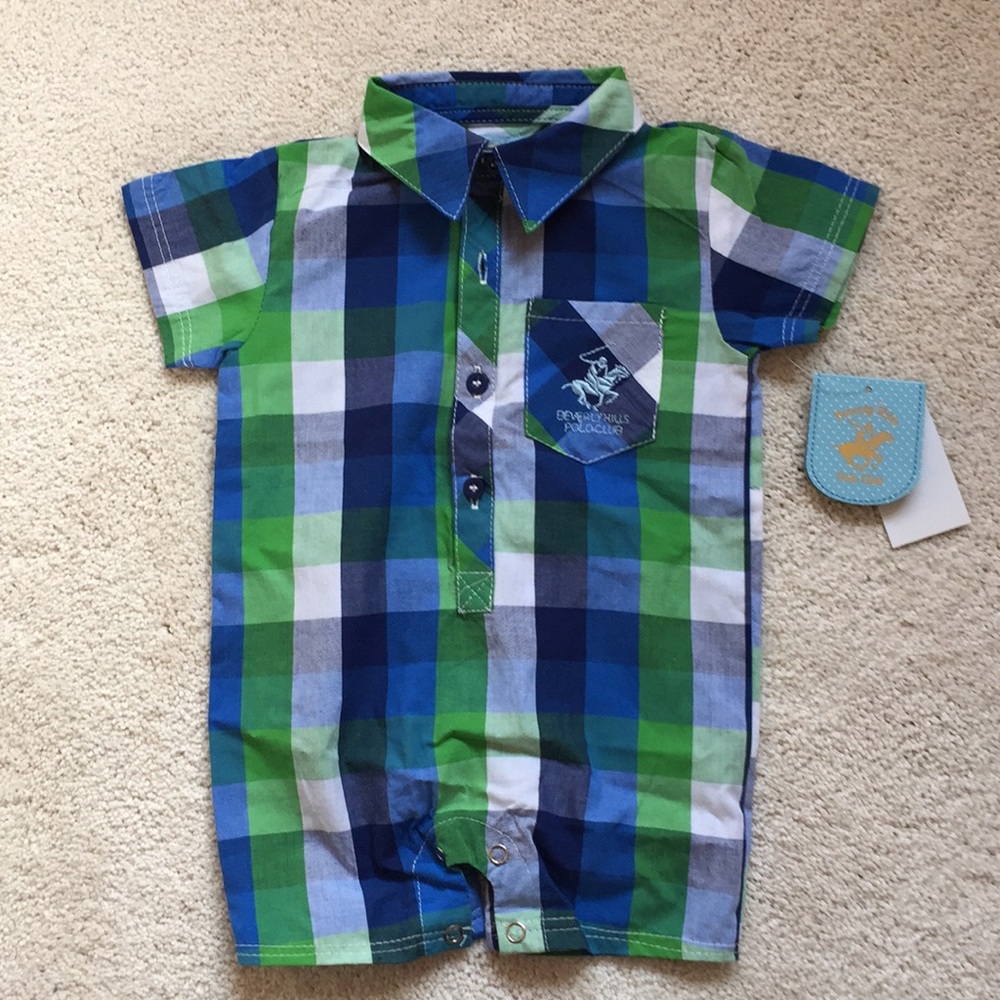Button up onsite from Beverly Hills NWT